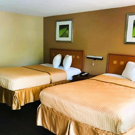 Oyo Hotel Tallahassee Downtown 외부 사진