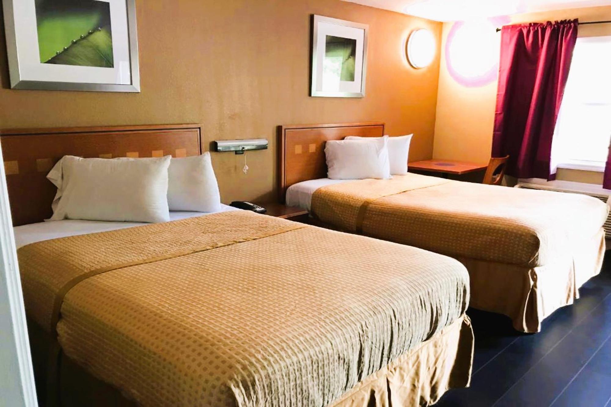 Oyo Hotel Tallahassee Downtown 외부 사진