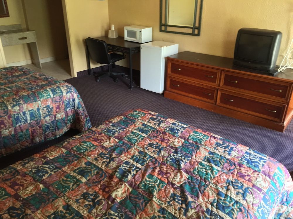 Oyo Hotel Tallahassee Downtown 외부 사진